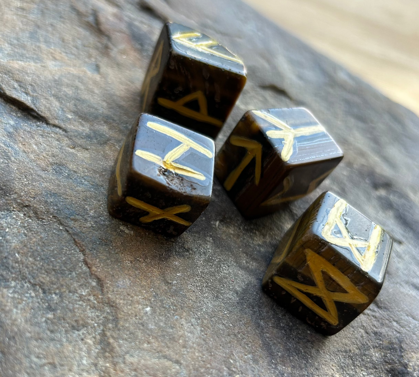 Tiger's Eye Rune Dice
