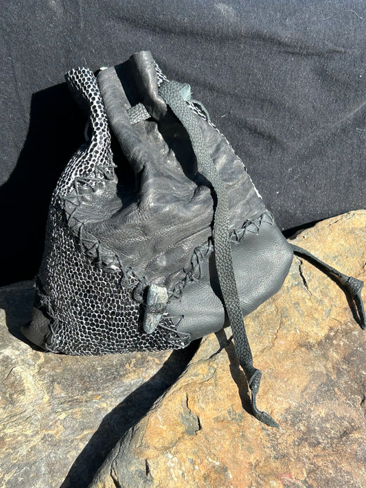 Italian Leather Cinch Pouch - Elegance for Runes and Tarot