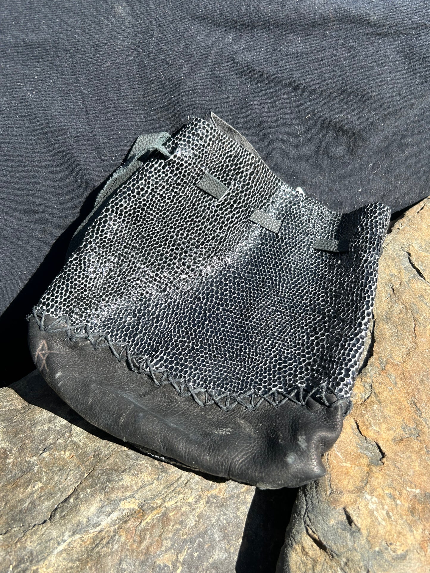 Italian Leather Cinch Pouch - Elegance for Runes and Tarot