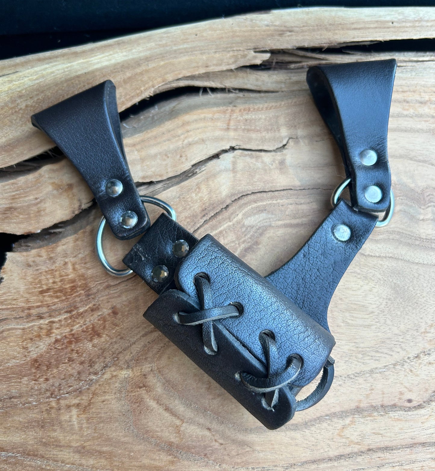 Sword Frog - Dark Brown