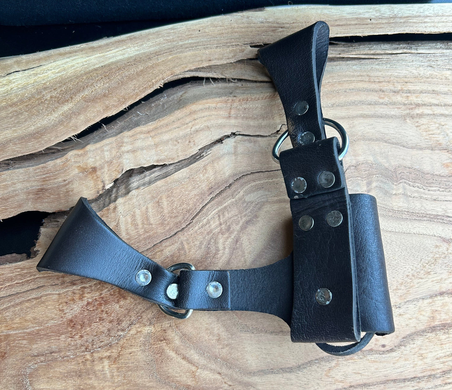 Sword Frog - Dark Brown